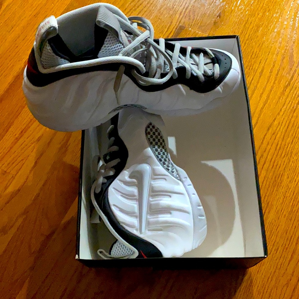 Nike Air Foamposite Pro White size 10